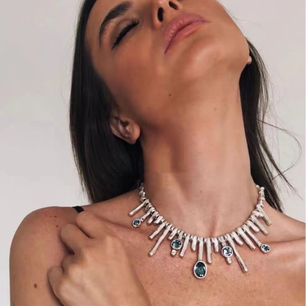 UNODE Oval Blue Artificial Zirconia Silver Plated Pendant Orion Necklace
